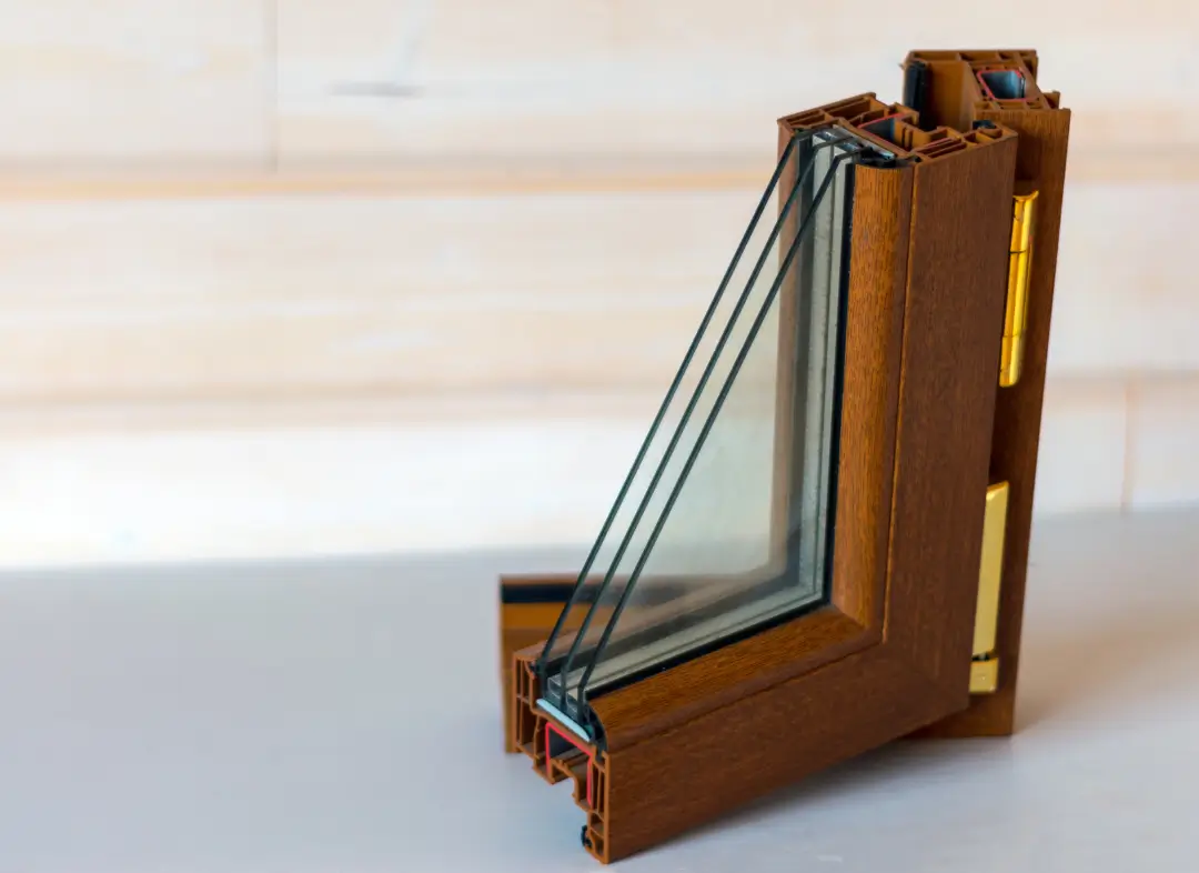 Installation de fenêtre en bois sur mesure Blagnac